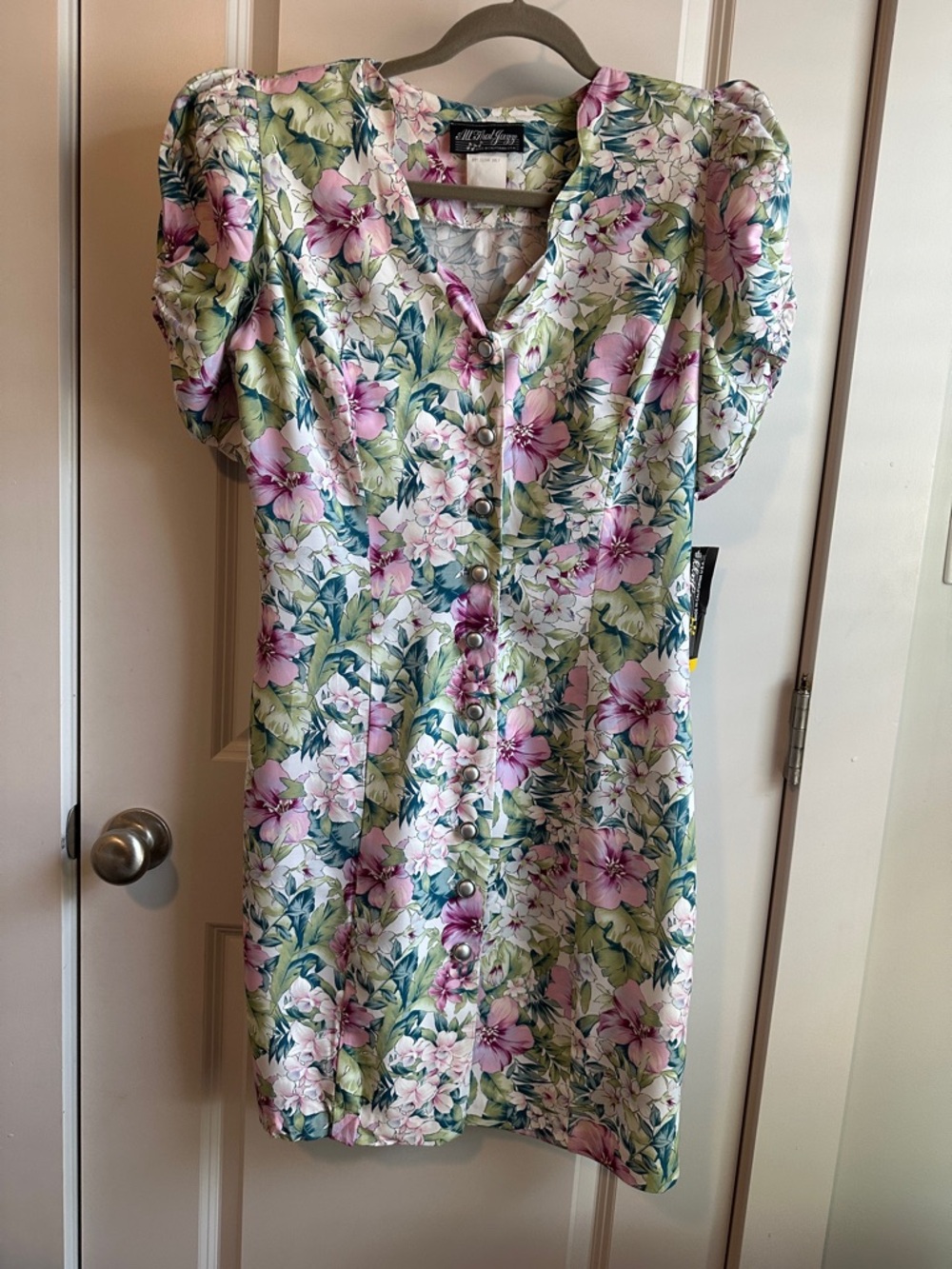 All That Jazz Juniors Pink & Green Floral Dress with Puff Sleeves